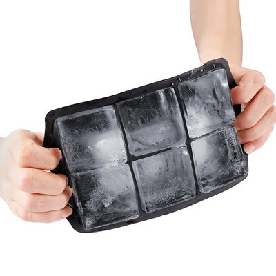Un buon prezzo. Ice Cube Tray, Forme di grandi cubetti di ghiaccio per un facile rilascio, Ice Cube Tray in silicone con coperchio per congelare, Ice Cube Tray quadrato impilabile per cocktail whisky succo di caffè in linea