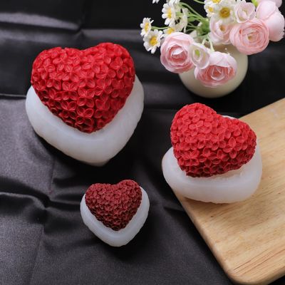Un buon prezzo. Stampo a forma di cuore a rosa 3D in silicone platino per cioccolato, fondente e sapone in linea