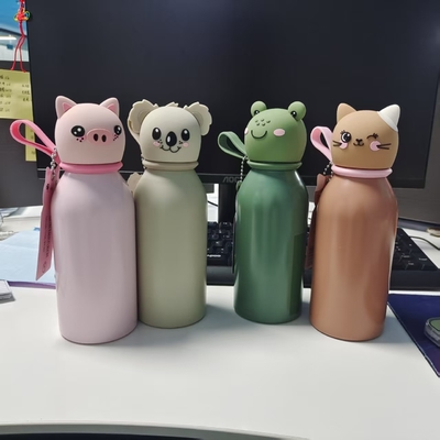 Un buon prezzo. Eco-Friendly Stainless Steel Water Bottle with Animal Head Lid for Kids in linea