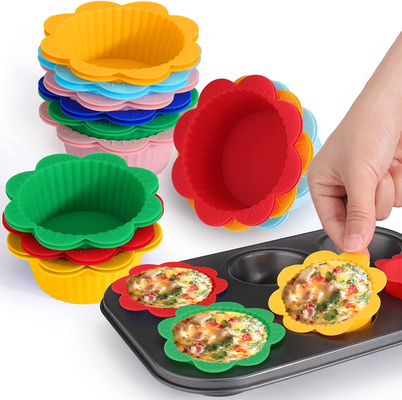 Un buon prezzo. Latta riutilizzabile multicolore del dolce del silicone, fodere durevoli del silicone per i vassoi bollenti in linea