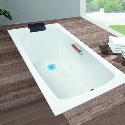 Un buon prezzo. Tappo riutilizzabile della vasca del silicone del bagno, spina multiuso del bagno del silicone in linea