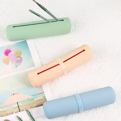 Un buon prezzo. Anti slittamento del silicone di trucco della spazzola del supporto durevole lavabile della cassa in linea