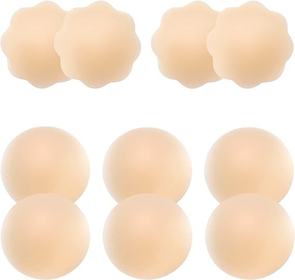 Un buon prezzo. 2 pezzetti di petali di seno di silicone non imbottiti con scatola da viaggio in linea