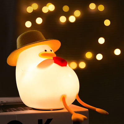 Un buon prezzo. Blissfully Cute Duck Night Light Silicone LED Night Light Timer Control Lampada per bambini Camere da letto Decorazione salotto in linea