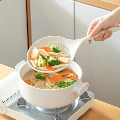 Cucchiaio di filtro in silicone Colander cucchiaio di pasta a fessura resistente al calore 600 ° F cucchiaio a fessura per utensili da cucina