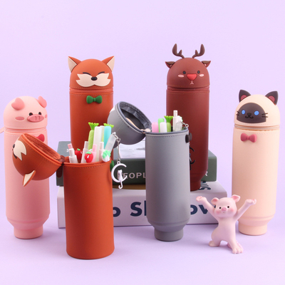 Un buon prezzo. Porta matita in silicone versatile 2 in 1 facile da pulire forniture scolastiche di ufficio per bambini carta da ufficio per il regalo di Natale in linea