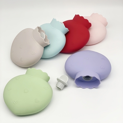 Un buon prezzo. 500ml Soft Comfortable Silicone Hot Water Bottle With Screw Cap Leakproof Bag For Pain Relief Waist Back Neck, Shoulders 500ml Soft Comodo Silicone Hot Water Bottle With Screw Cap Sac Proof Bag For Pain Relief Waist Back Neck, Shoulders 500ml Soft Comodo Silicone Hot Water Bottle With Screw Cap Sac Proof Bag Per Il Sollievo Dal Dolore in linea