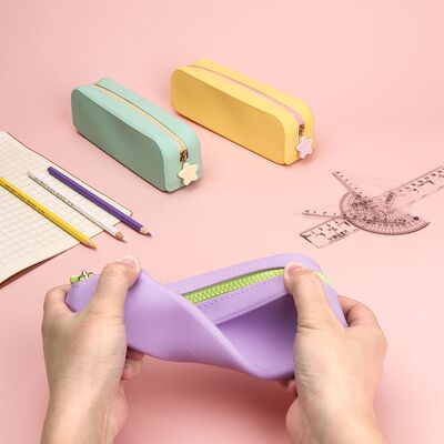 Un buon prezzo. Sacchetto di monete in silicone resistente 110 g Materiale in silicone flessibile leggero adatto per la conservazione sicura e la facile manipolazione in linea